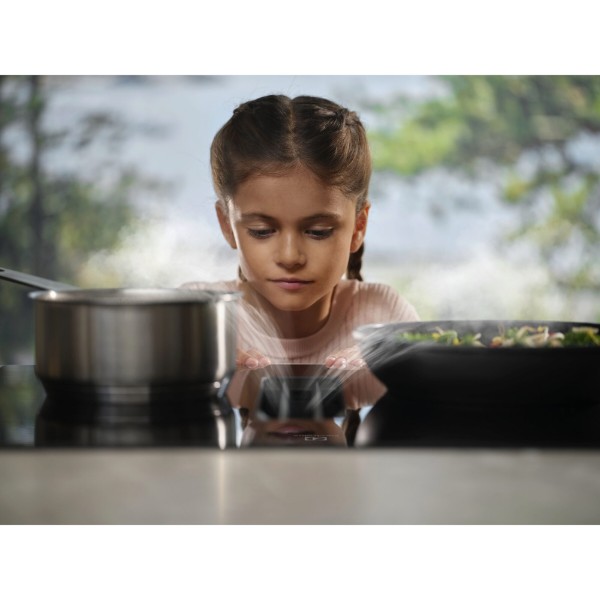 Фото - Варильна поверхня електрична Electrolux ECC63410CT